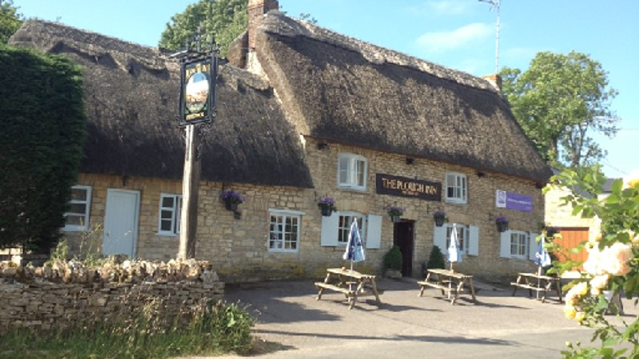 The Plough | Finstock | Cotswolds | OX7 | Food and Drink | Restaurants