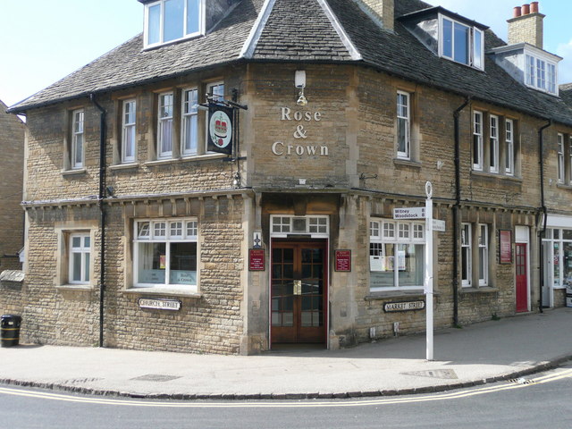 Rose and Crown | Charlbury | Cotswolds | OX7 | Food and Drink | Restaurants