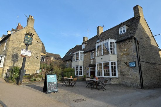 The Bell | Charlbury | Cotswolds | OX7 | Food and Drink | Restaurants