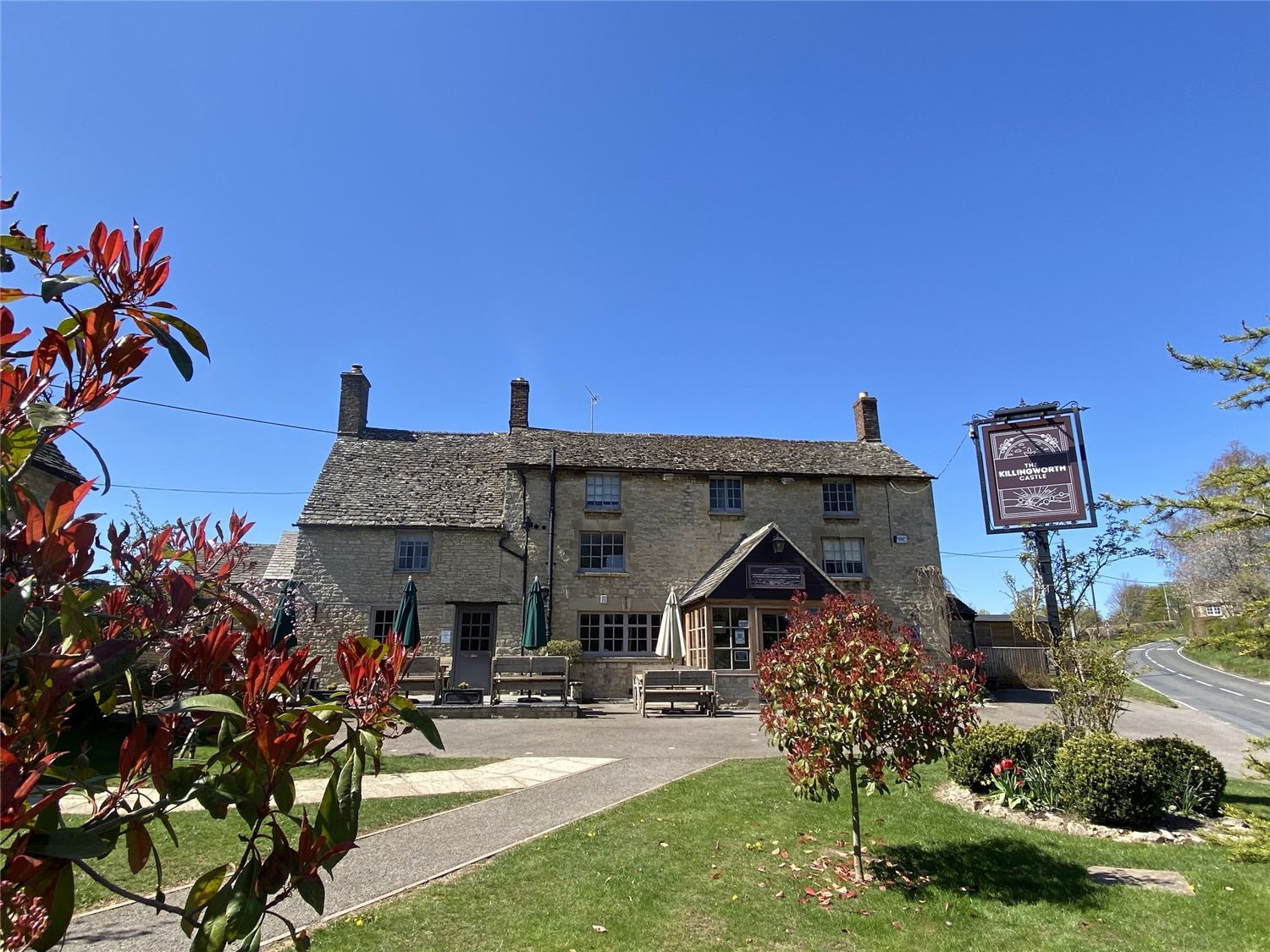 The Killingworth Castle | Wooton | Cotswolds | OX7 | Food and Drink | Restaurants
