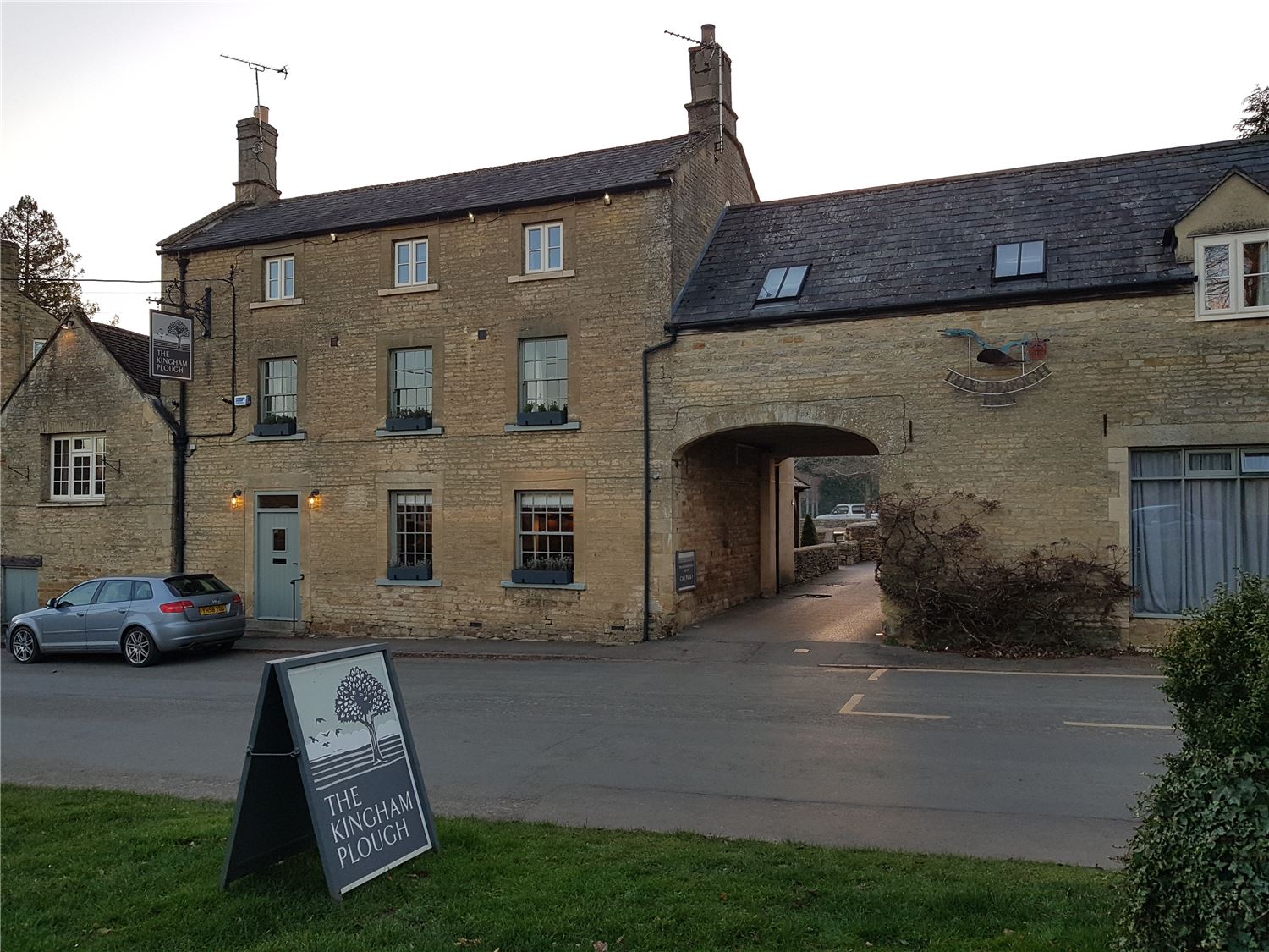 The Plough | Kingham | Cotswolds | OX7 | Food and Drink | Restaurants